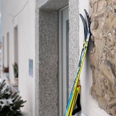 Farmhouse Eckartsberg Im Zittauer Gebirge - Ferienwohnung Mit 2 Schlafzimmern, Terrasse Und Wallbox Mittelherwigsdorf Buitenkant foto