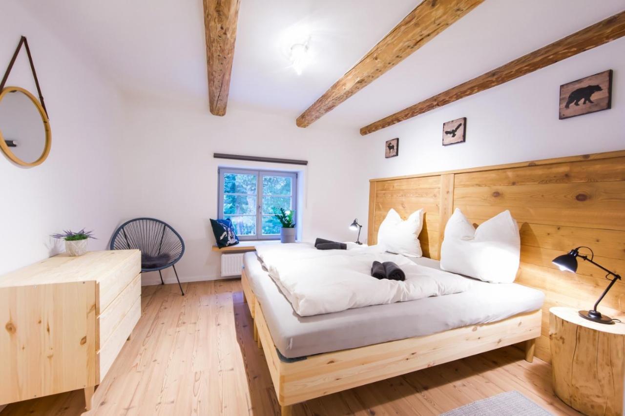 Farmhouse Eckartsberg Im Zittauer Gebirge - Ferienwohnung Mit 2 Schlafzimmern, Terrasse Und Wallbox Mittelherwigsdorf Buitenkant foto