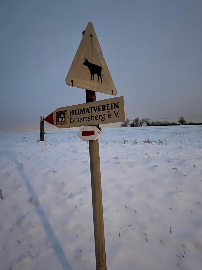Farmhouse Eckartsberg Im Zittauer Gebirge - Ferienwohnung Mit 2 Schlafzimmern, Terrasse Und Wallbox Mittelherwigsdorf Buitenkant foto