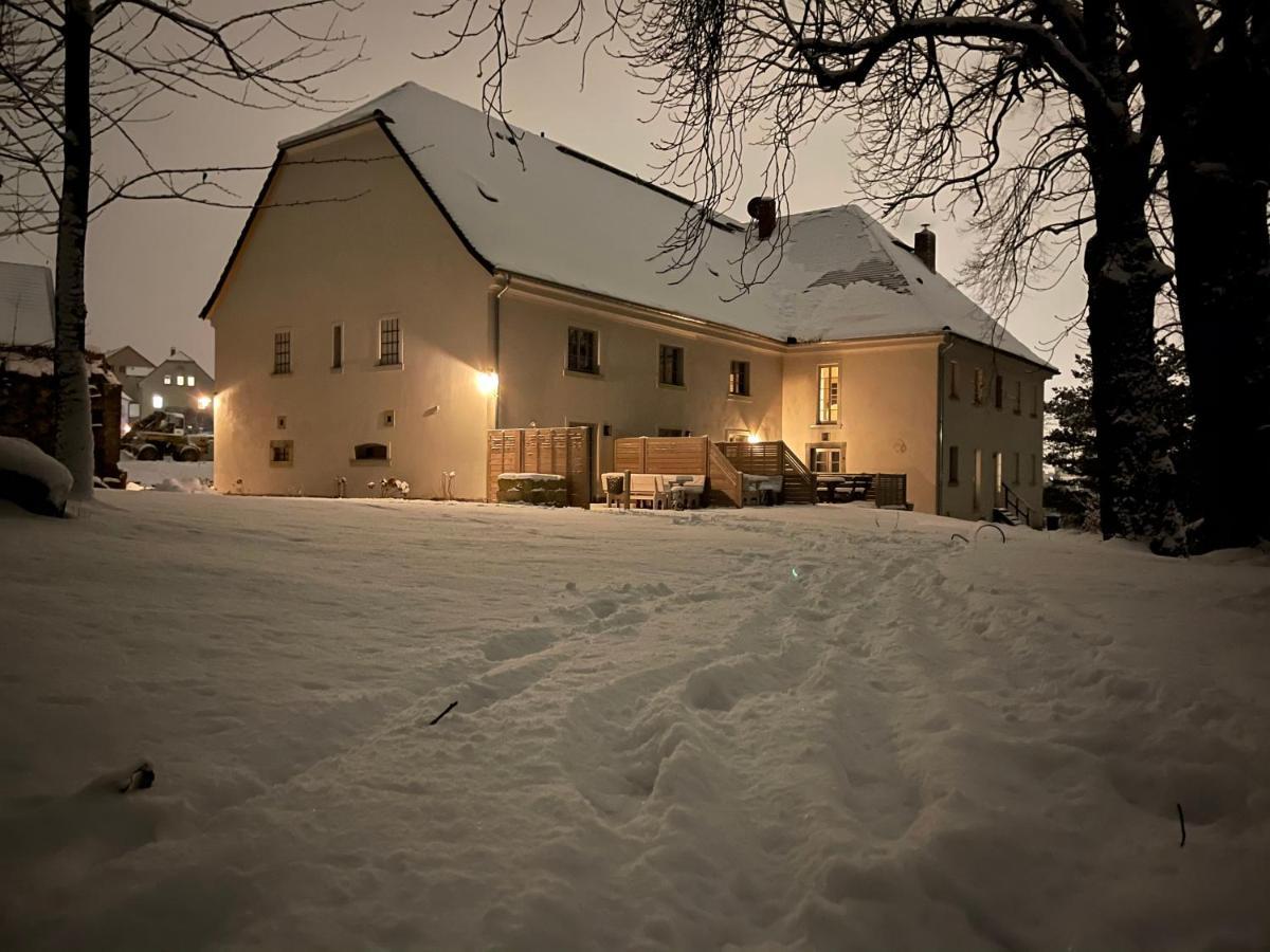 Farmhouse Eckartsberg Im Zittauer Gebirge - Ferienwohnung Mit 2 Schlafzimmern, Terrasse Und Wallbox Mittelherwigsdorf Buitenkant foto